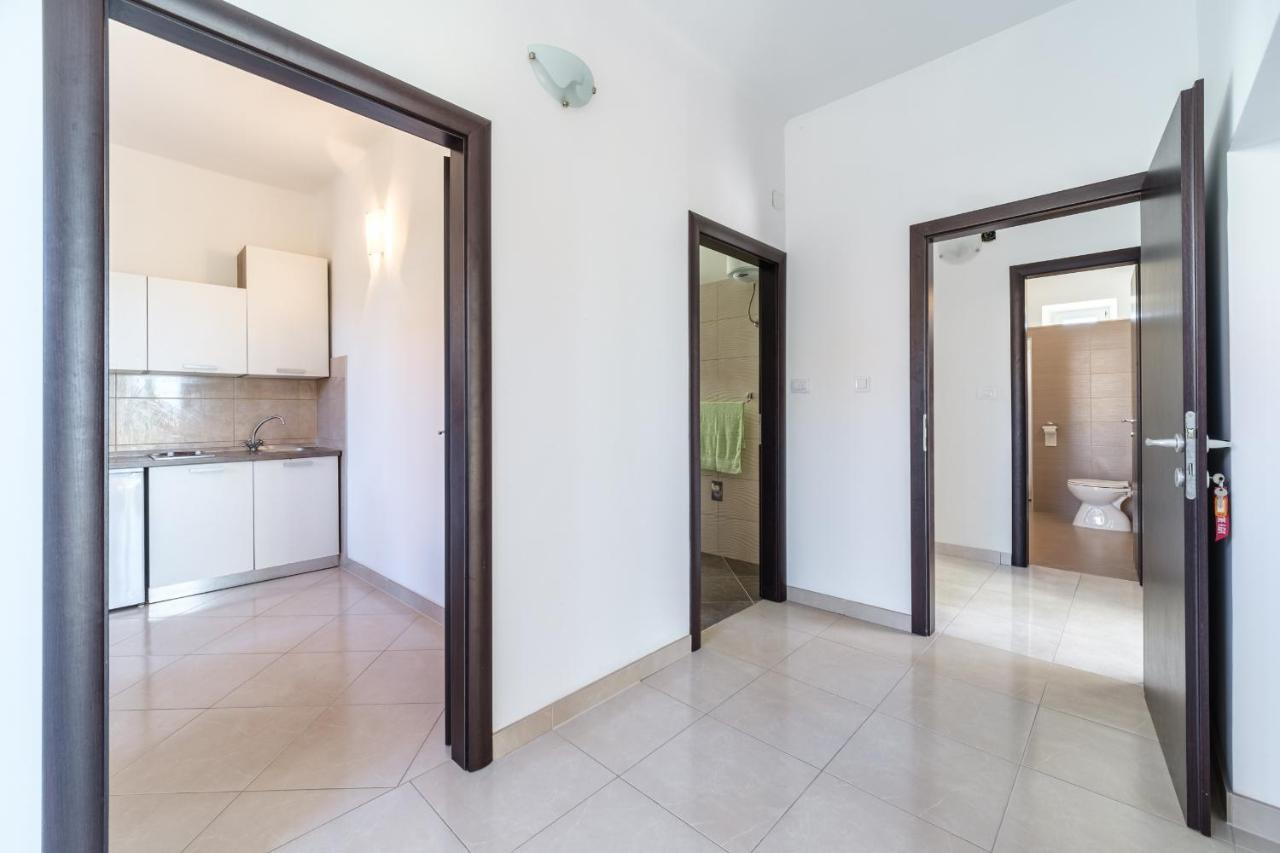 Beach Paradise Apartments Podstrana Exterior photo