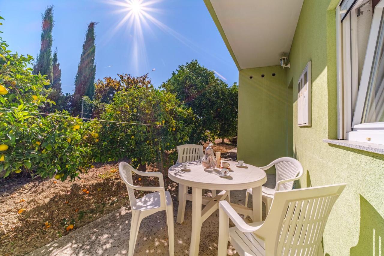 Beach Paradise Apartments Podstrana Exterior photo